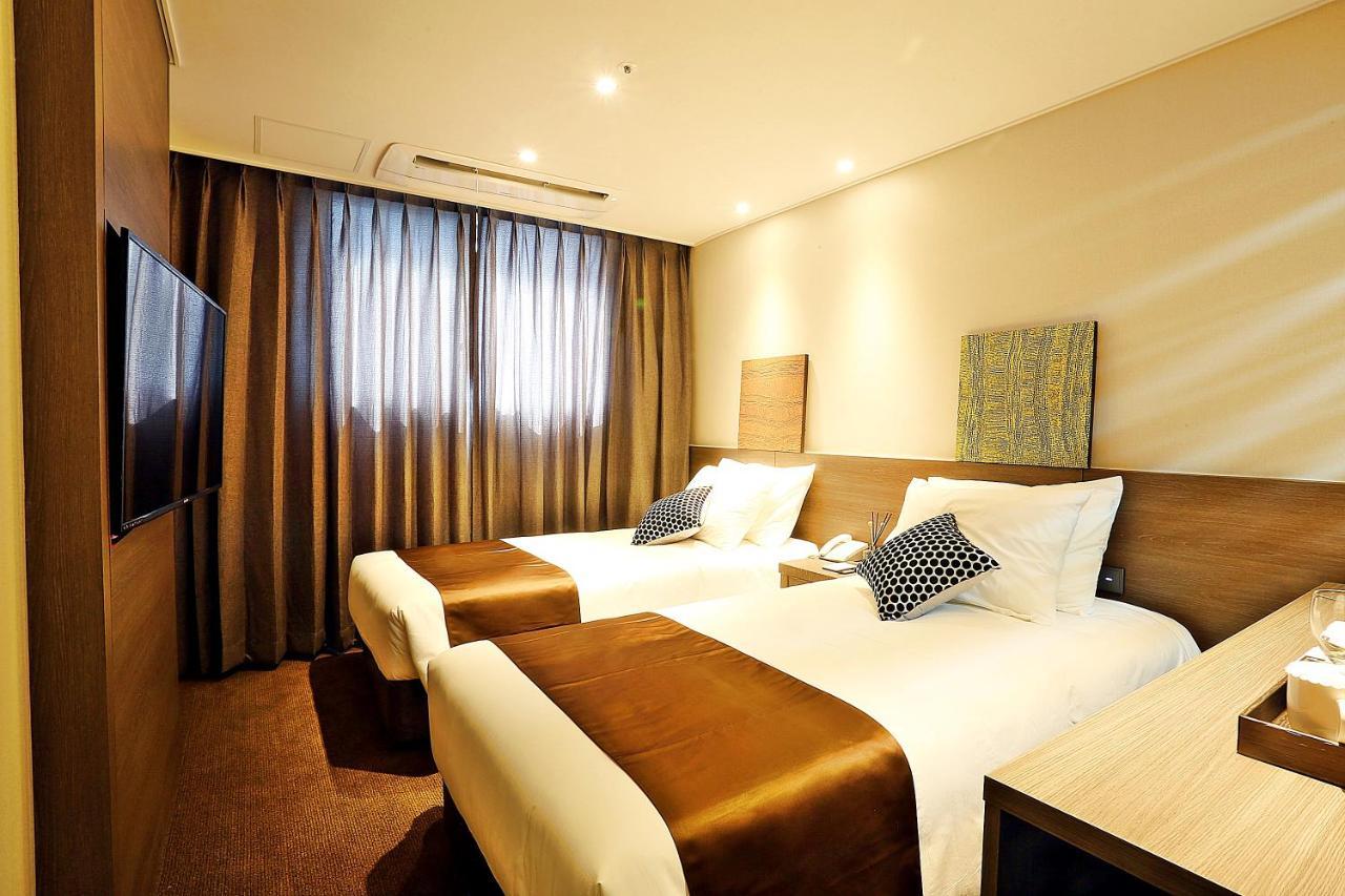 Grandmillions Hotel Seogwipo Zewnętrze zdjęcie