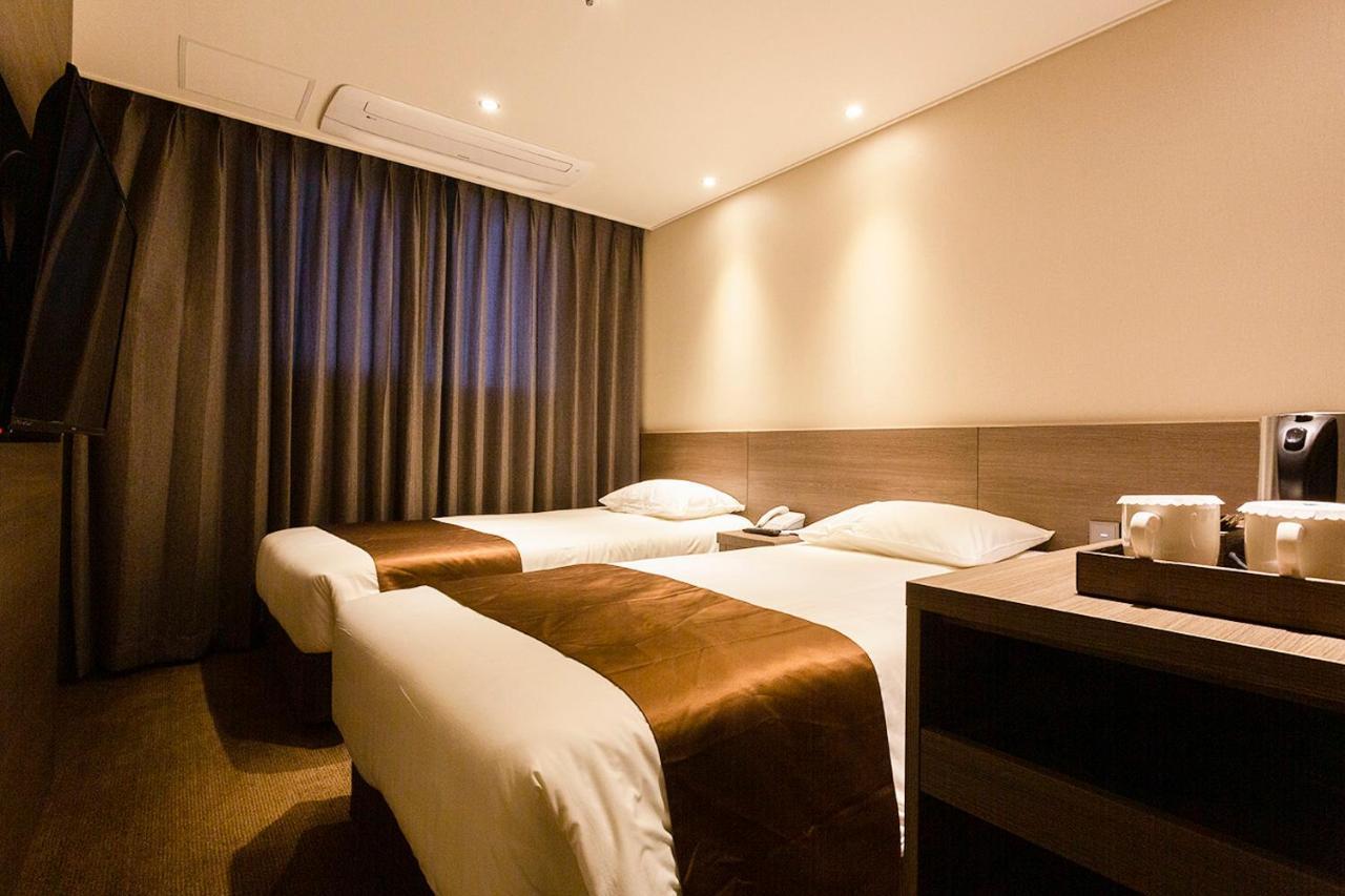 Grandmillions Hotel Seogwipo Zewnętrze zdjęcie